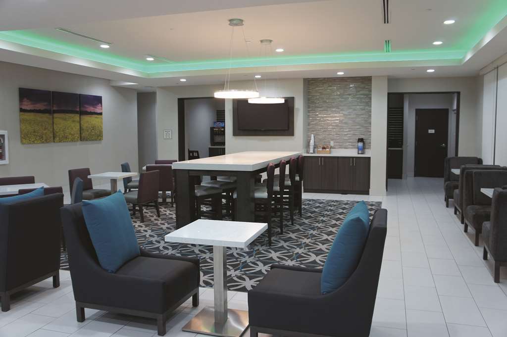 La Quinta By Wyndham Weatherford Ok Facilities photo